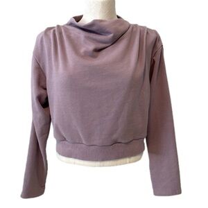 Astr Lavender sweatshirt size small